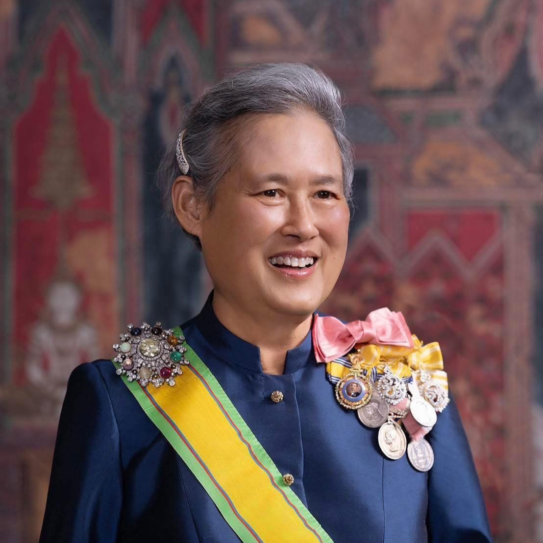 สมเด็จพระกนิษฐาธิราชเจ้า กรมสมเด็จพระเทพรัตนราชสุดา ฯ สยามบรมราชกุมารี